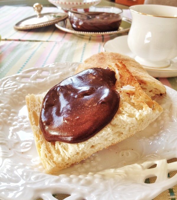 Pasta caseira de avelãs (nutella)